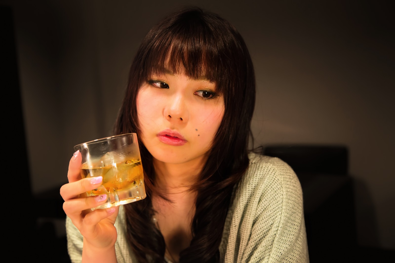 合コンでウザい男と思われる絶対NGな質問とは?【職業別】